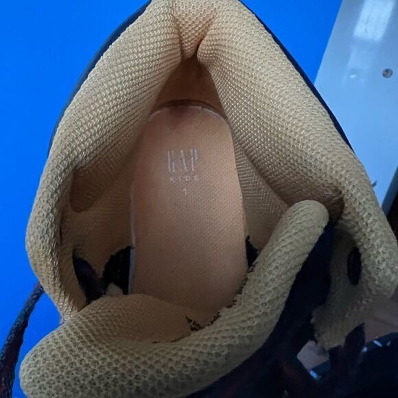 GAP Kid's  High Top Casual Solid Basic Sneakers Shoes Size 1 - Picture 6 of 6